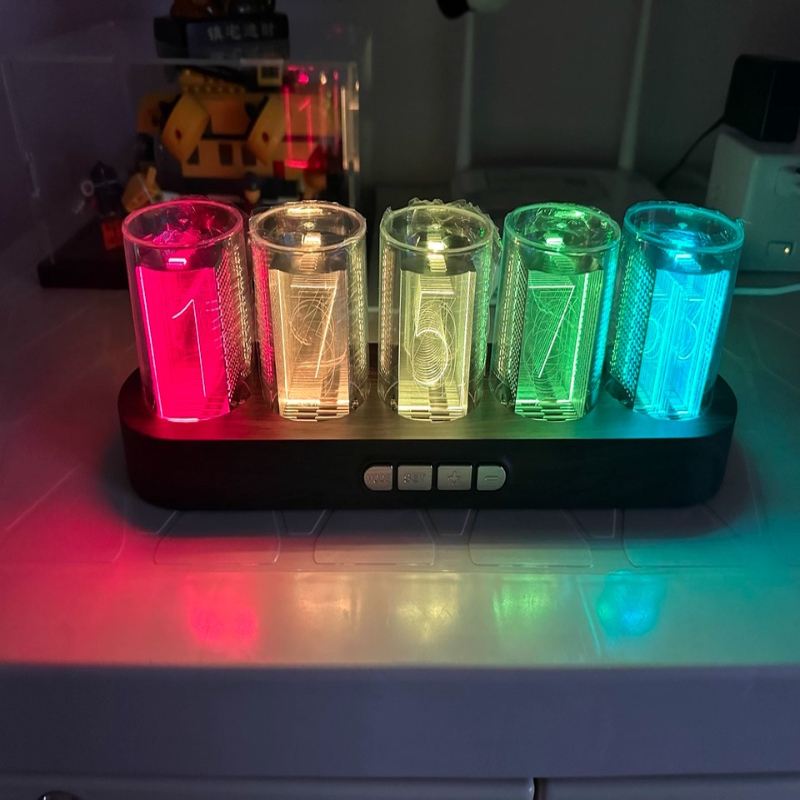 LED Nixie Tube Clock RGB Gamin - đánh giá và giá Office Tech Setup